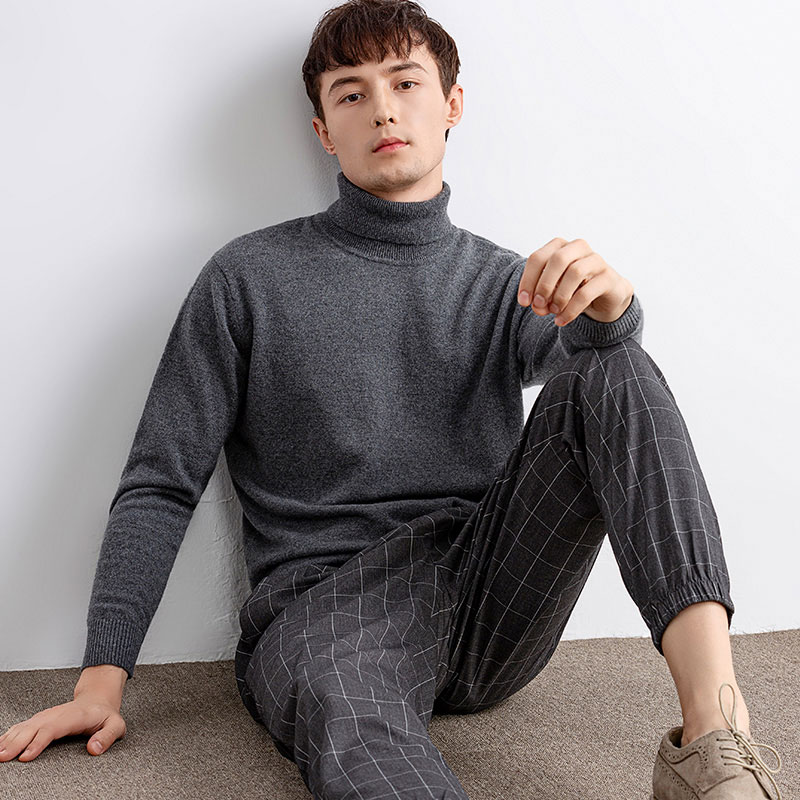 Men Crewneck Pellover Sweater.black Crew Seck Shever Sweaterte Резушка и мастерство свитера также определяют его комфорт и эффект ношения.